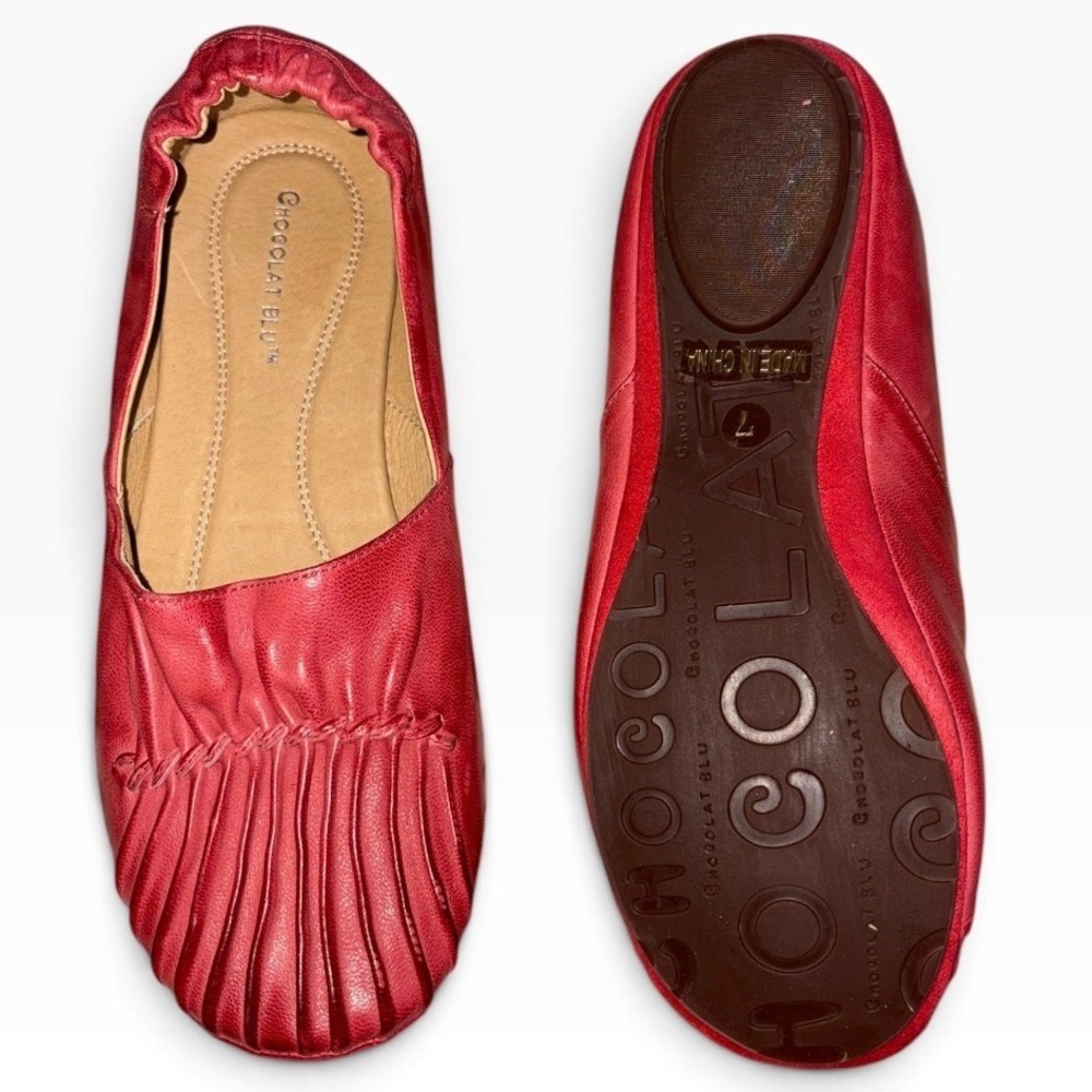 Chocolat Blu Pintuck Red Leather Balet Flats NWOT sz 7
